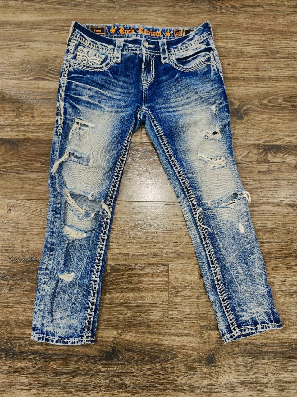 Jena Rock Revival Crops